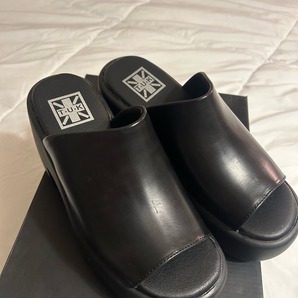 T.U.K Black Leather Platform Slides